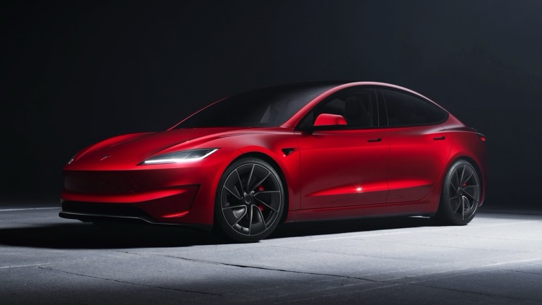 Tesla_Model_3_Performance_2024-01